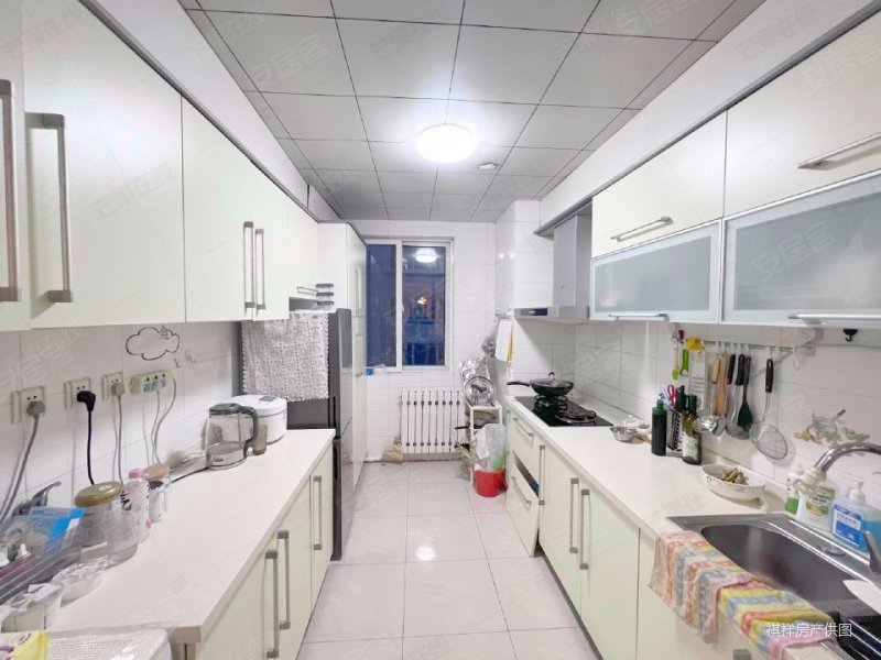 翔凤华园新上南北标户3室2卫可贷款诚心卖价格可研究