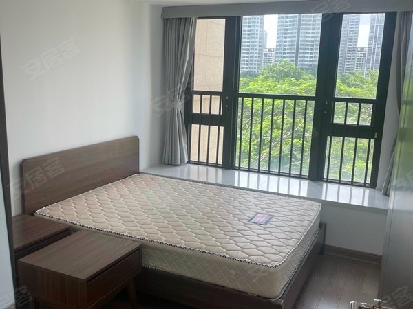 珠海香洲前山华发新城左岸免中介费近商都南向河景单位押一出租房源