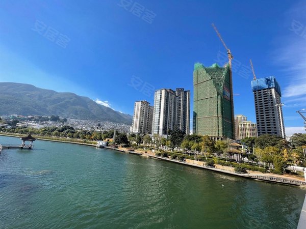 大理大理市昆百大泰业城水岸华府水岸华府家具家电齐全 拎包入住中