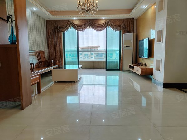 【多图】豪逸华庭三期,南下市场租房,豪逸华庭三期 4室2厅2卫 电梯房