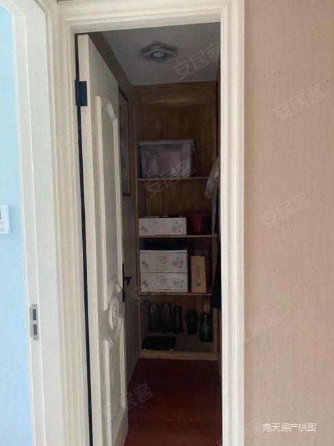 景瑞缇香郡新出洋房房东诚心急售价格可以面谈大刀