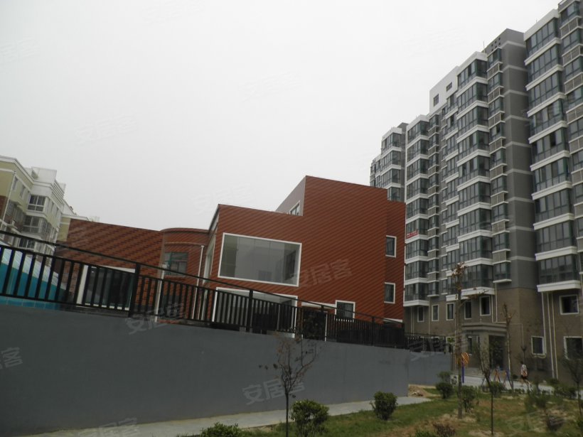 中牟县 >> 住房  标签: 房地产住宅区 蓝爵世家共多少人浏览:1092749