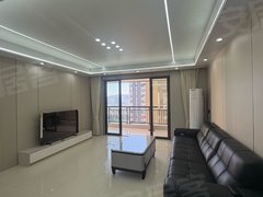 梧州长洲市政府海骏达浅水湾 4室1厅2卫出租房源真实图片