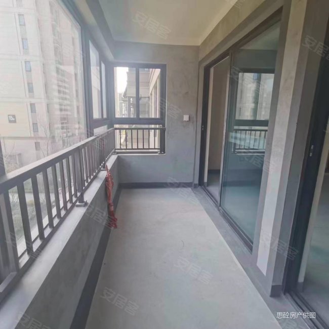 滨湖新区华润品质洋房毛坯好设计自带特色商业街有钥匙