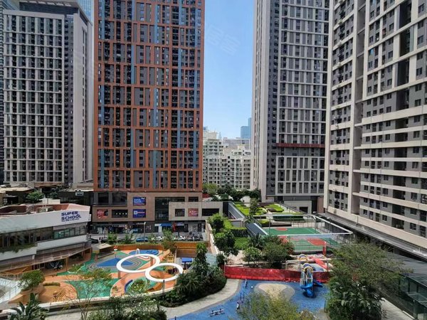 深圳南山大冲大冲新城花园科技园地铁口 大冲新城花园2室2厅80平 南向