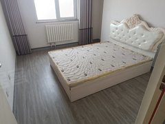 济南天桥汽车总站金牛福盛电梯房,四室家具家电齐全,靠近860医院,拎包入住!出租房源真实图片