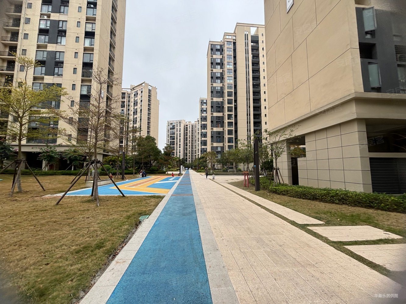 横琴后花园奥园天悦湾98平三房业主急售156万血亏50万