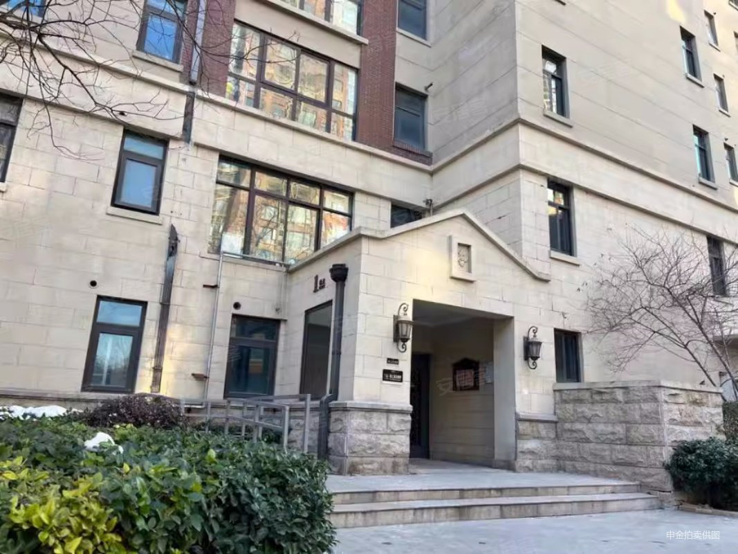 天伦庄园法拍149万起拍环境好次新小区