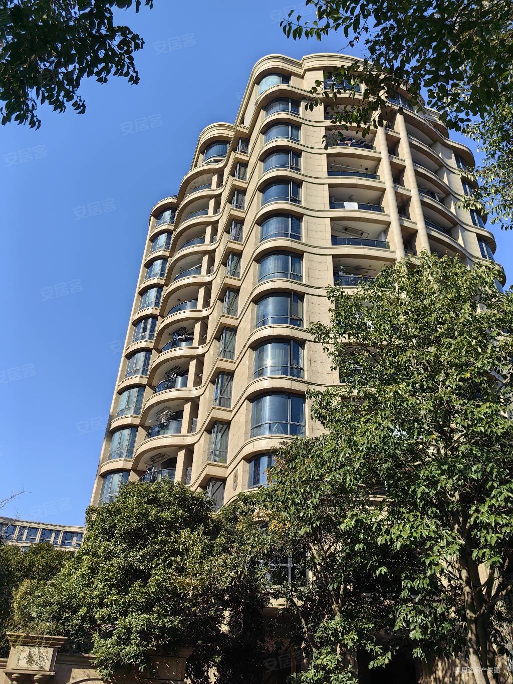 绿城百合公寓丹峰路2室2厅1卫8835平方米