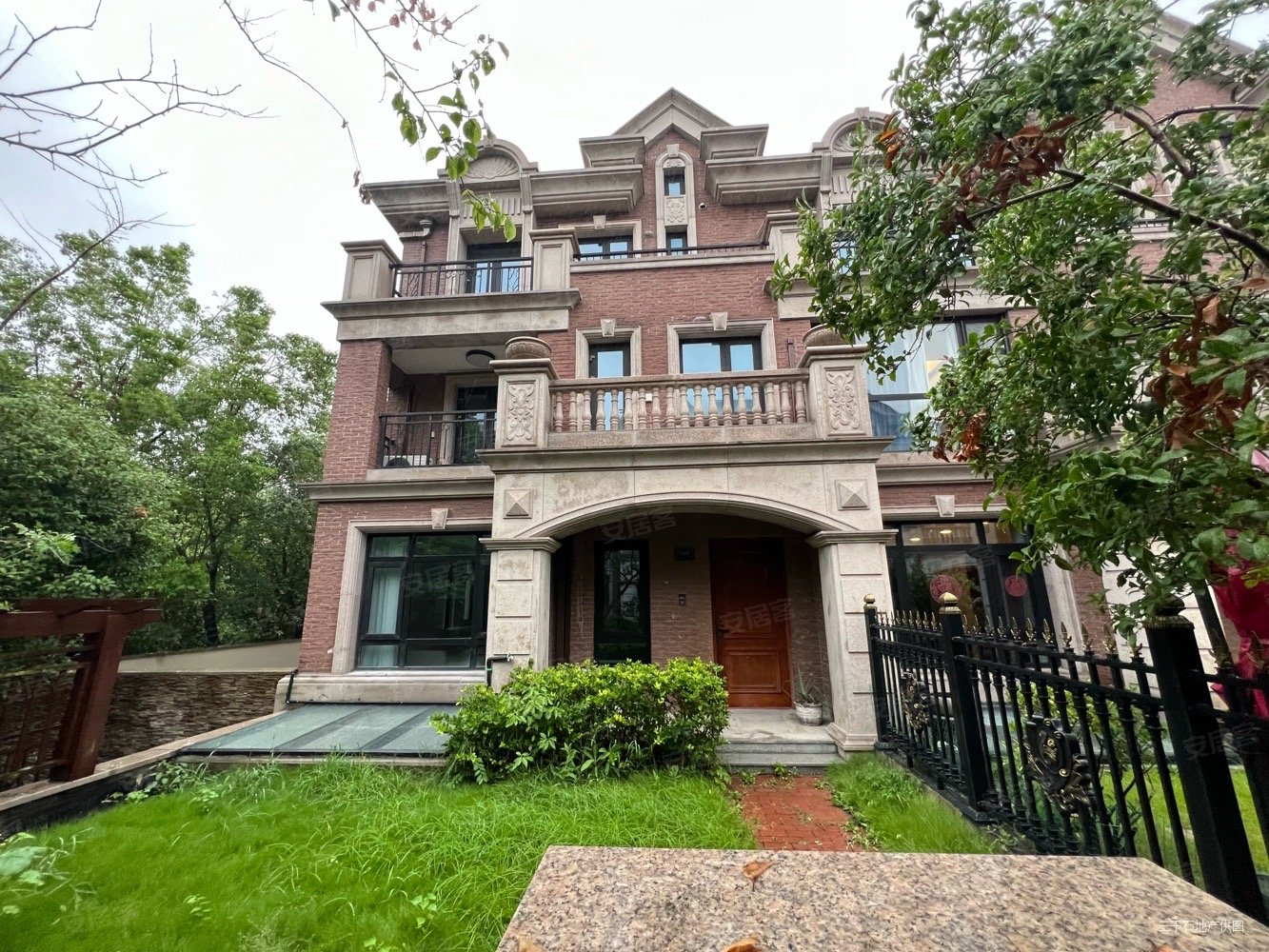 新虹桥君悦湾墅二手房,2000万,5室3厅,4卫,266.45平米-上海安居客