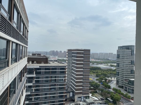 无锡惠山堰桥梦享城精装蓝色系公寓 全屋定制装修 密码锁随时看房