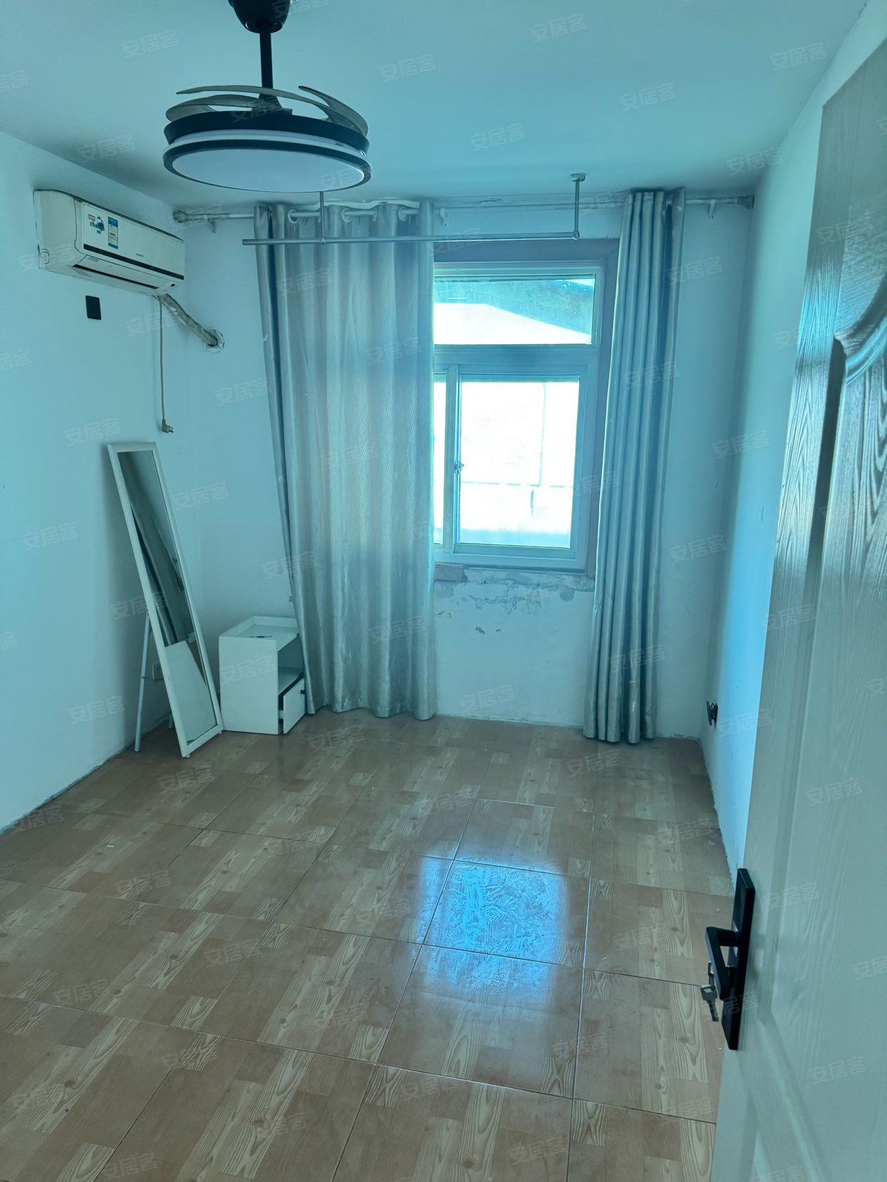 姚公新村 4室0厅2卫