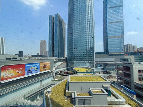 重庆渝北中央公园龙湖天际精装单身公寓,楼下轻轨,商业街,天气炎热可