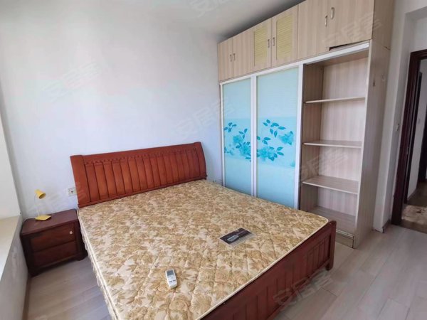 重庆江北南桥寺保利香雪保利香雪 装修大两房 拎包入住 临小区大门 字