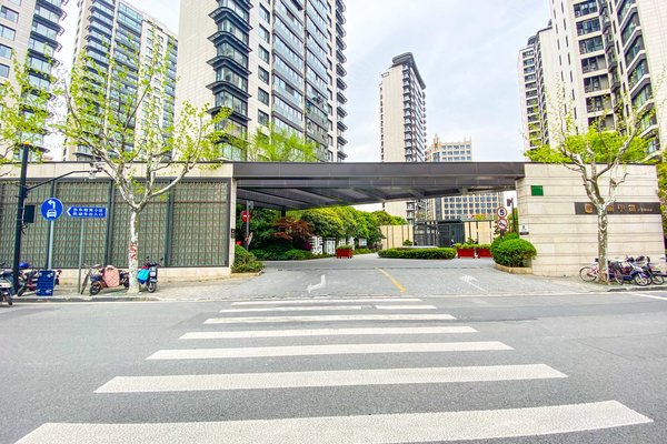 上海二手房 翡丽甲第 > 肖高辉解读翡丽甲第轨道交通