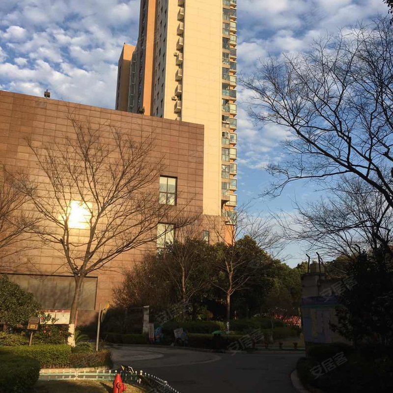 【万科金色国际公寓, 万科金色国际公寓小区详情,房价走势,房源,业主