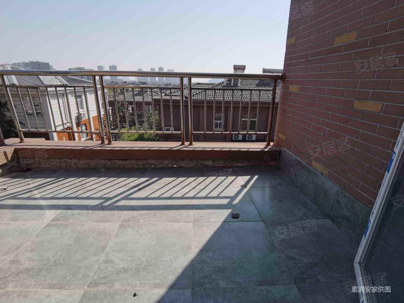 双拼别墅带车库地下室和150平院子 采光好 户型方正,嘉慧园(别墅)二手