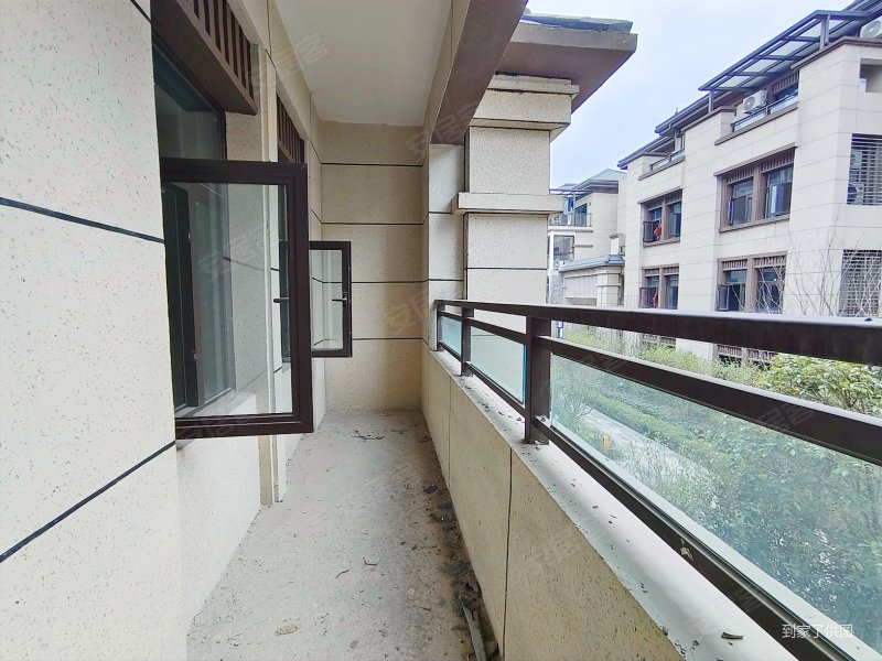 下叠带花园地下室 yu捌,桥达天蓬樾府海棠谷二手房,150万,3室2厅,2卫