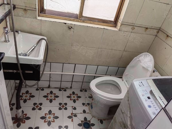 苏州相城黄埭潘阳新村新上,潘阳新村,精装大小单间,带内卫,随时看房