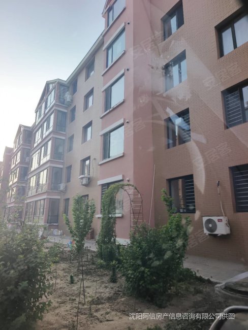 湖滨新村二楼,婚房不把山不临街34.8w