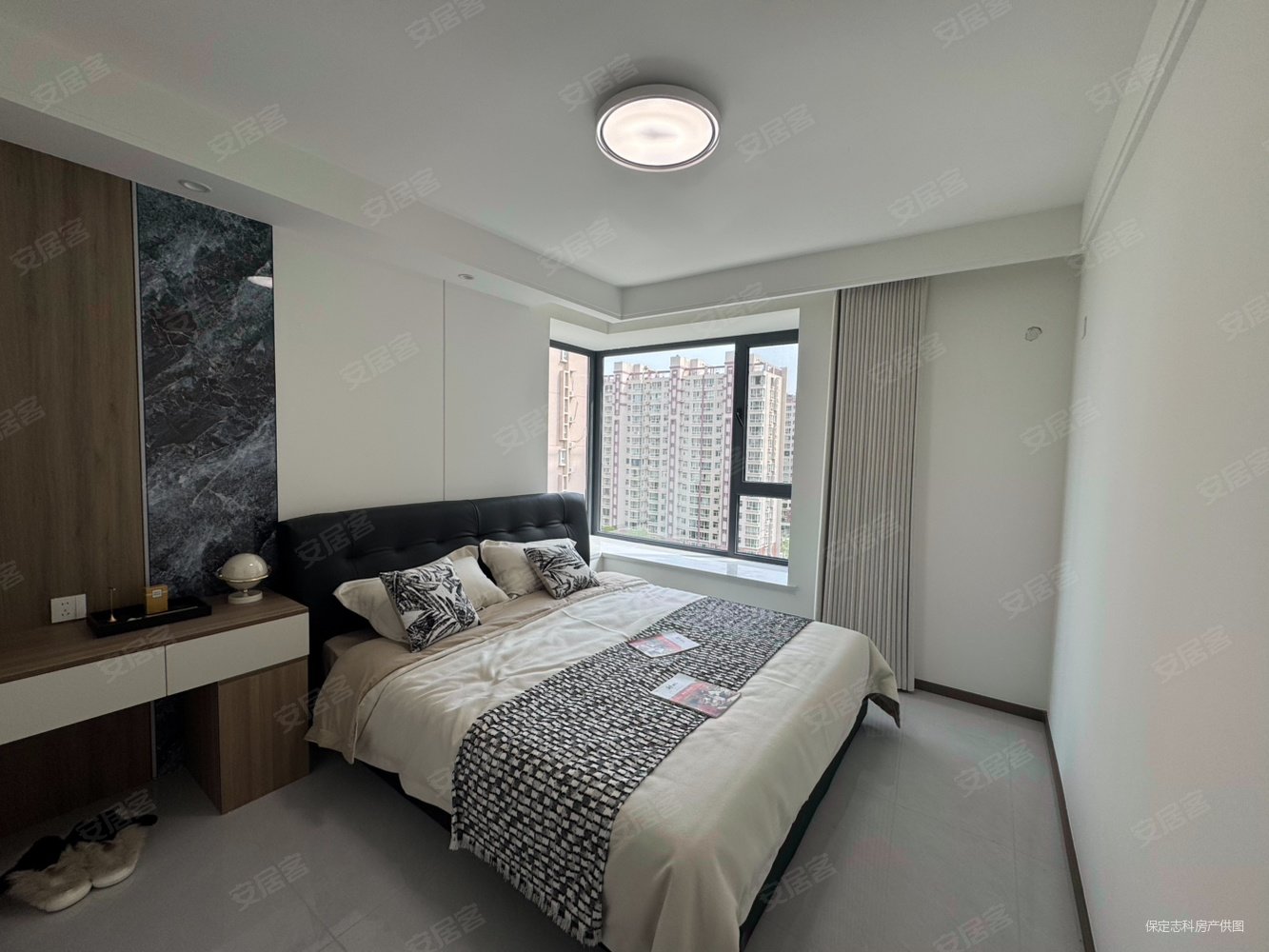 维多利亚夏郡3室2厅2卫137.1㎡南北105.8万