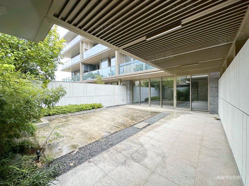 西溪湿地对面带院子的叠墅西溪云庐精装交付