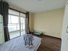 青岛黄岛长江路黄岛区单间出租,近井冈山地铁,近家佳源,金鼎,城市传媒商出租房源真实图片