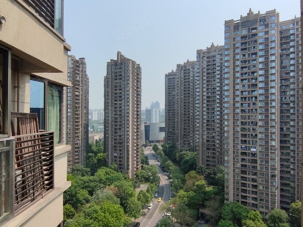 重庆渝北大竹林江与城熙溪地大竹林 龙湖江与城熙溪地二房150万出租