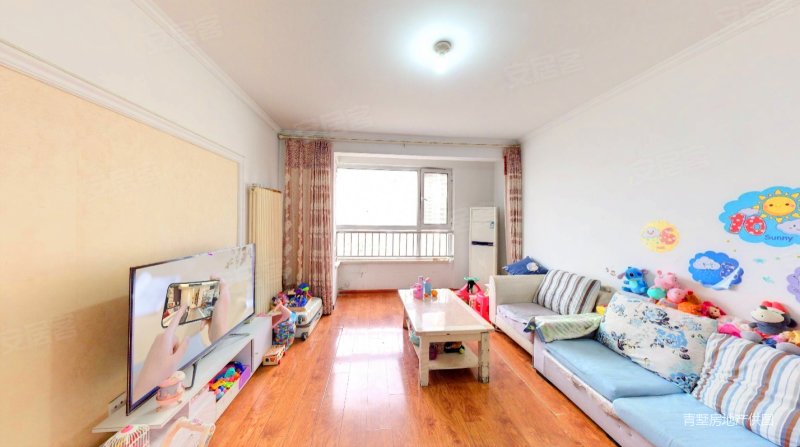 鲁商蓝岸国际 楼龄新 南北通透 精装可拎包入住 交通便利