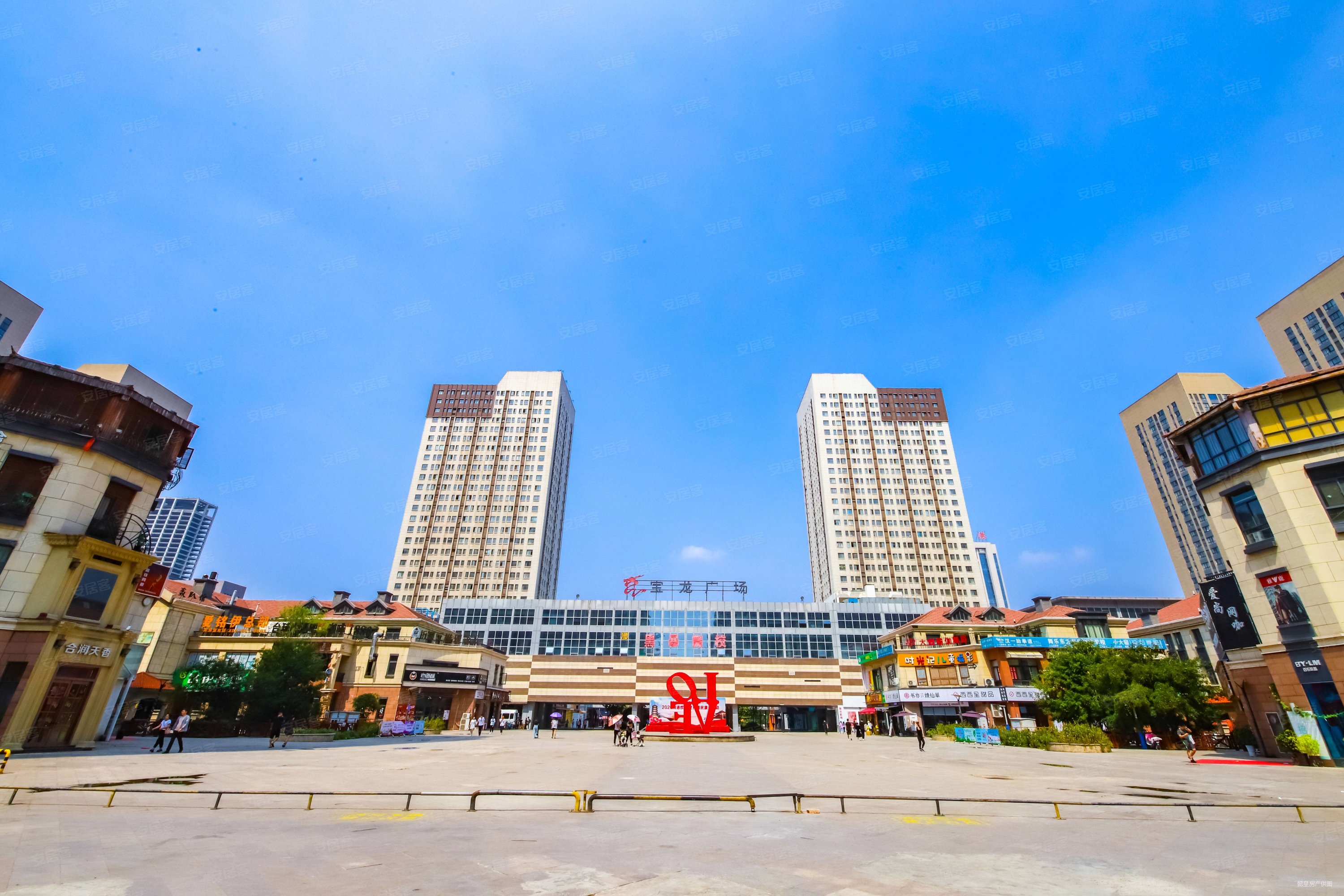 宝龙城市广场(二期)1室1厅1卫67㎡南北44.8万