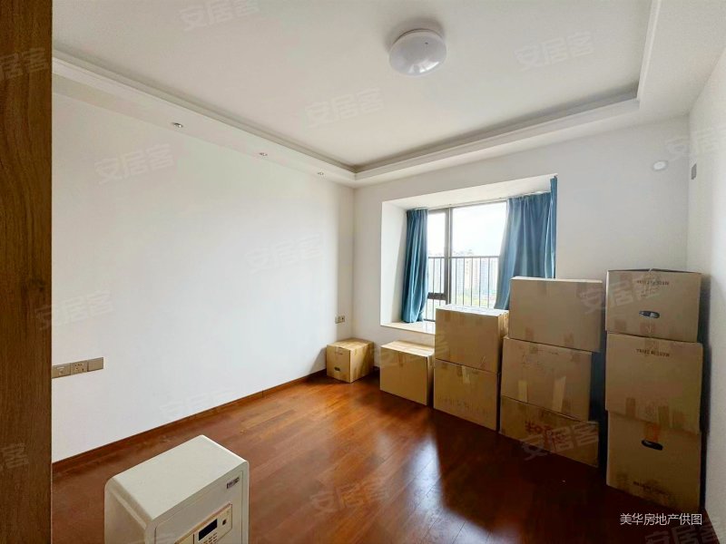 东莞南站旁星河时代高层精装3房全新房出售