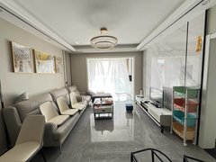 福海公寓全新精装117平米三房 拎包入住 带地下字母车位