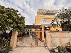 佛山顺德顺德碧桂园笋租！薪靓装别墅近江边近门口近学校近超市可拎包入住出租房源真实图片