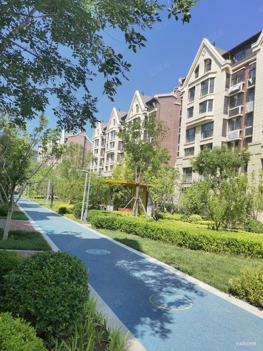 蓝湾庄园2室1厅1卫88.77㎡南北127万