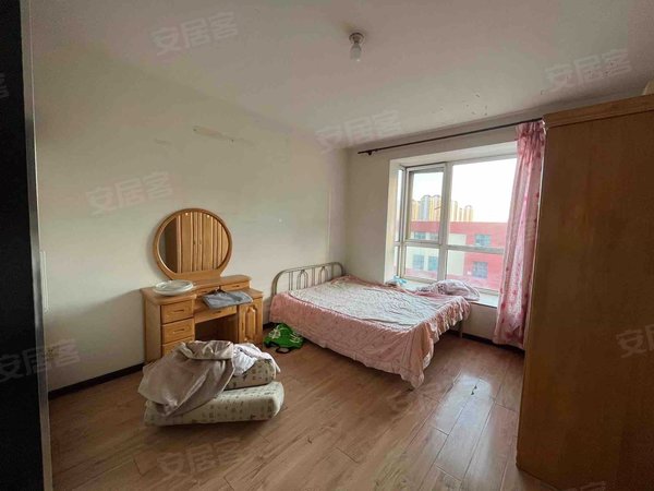 天津西青侯台碧水家园de区碧水家园de区 2室1厅1卫 2500.