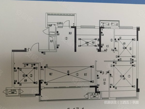 花滩誉峰4室2厅2卫127㎡南北99万