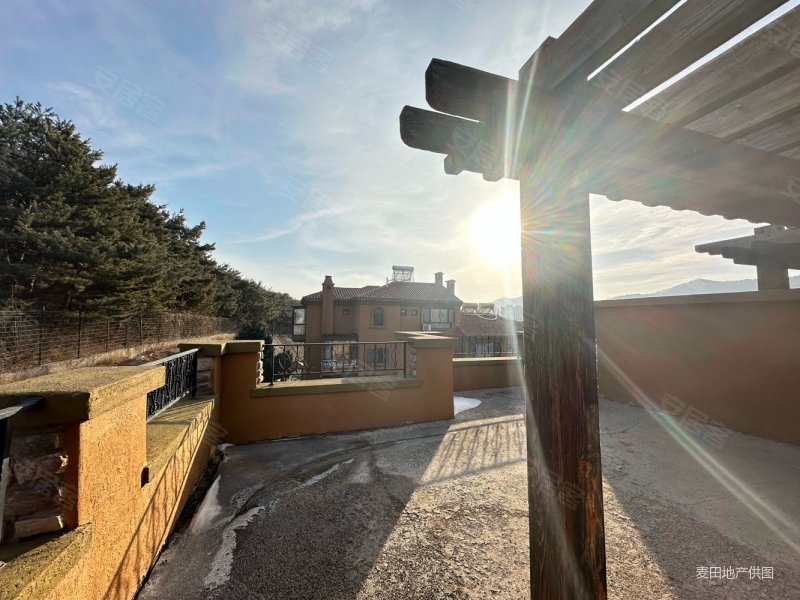 带大露台边户有150平院子西山水库边户别墅