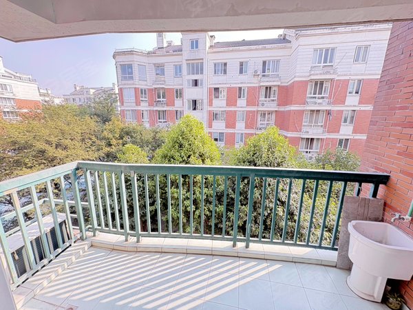 近三江汇 三江花园 朝南主卧 原始