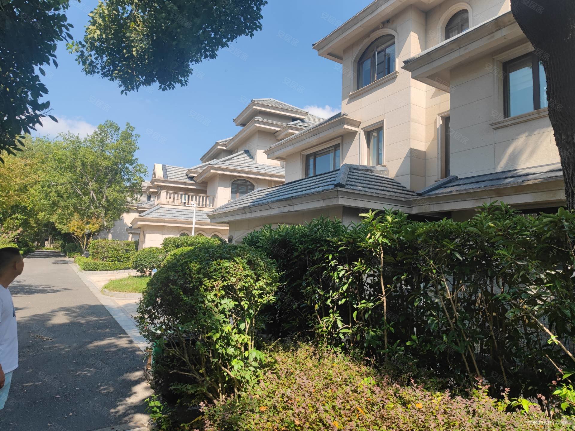 长岛观湖 500平大花园朝南独栋别墅 业主置换着急出售,武汉长岛二手房