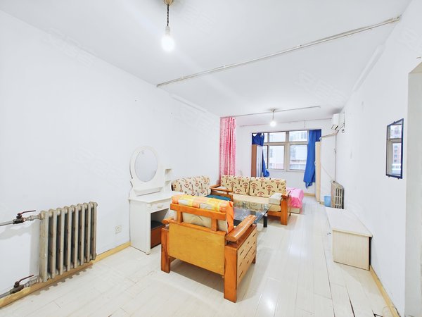 青岛市南大尧福林花园沐浴在阳光里 生活便利 好价住精装修 独享一间