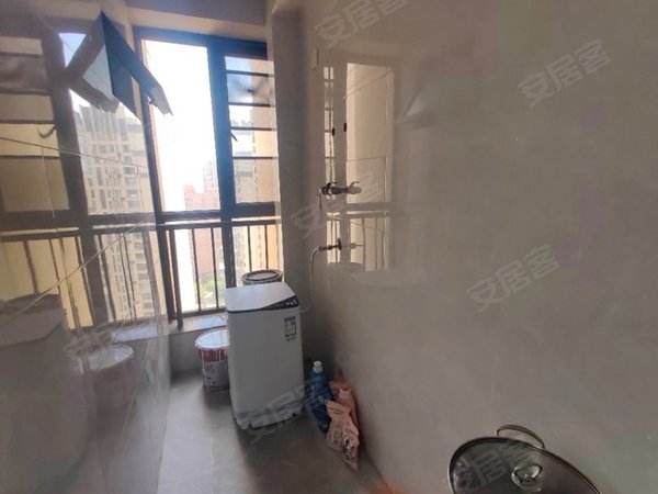 曲靖麒麟南市区华厦印象华厦印象 品质小区 精装修三室带家具家电出租房源真实图片