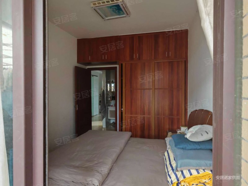 带电梯 商品房 南向采光好 小三居 满二 ,江浩尚景园二手房,75万,3室2