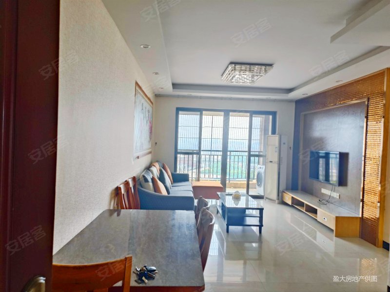 嘉景出售138万精装修环绕小区环境好中心地段