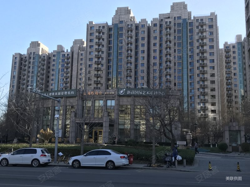 泛海国际居住区澜海园四居室把西边户南北通透采光好,泛海国际兰海园