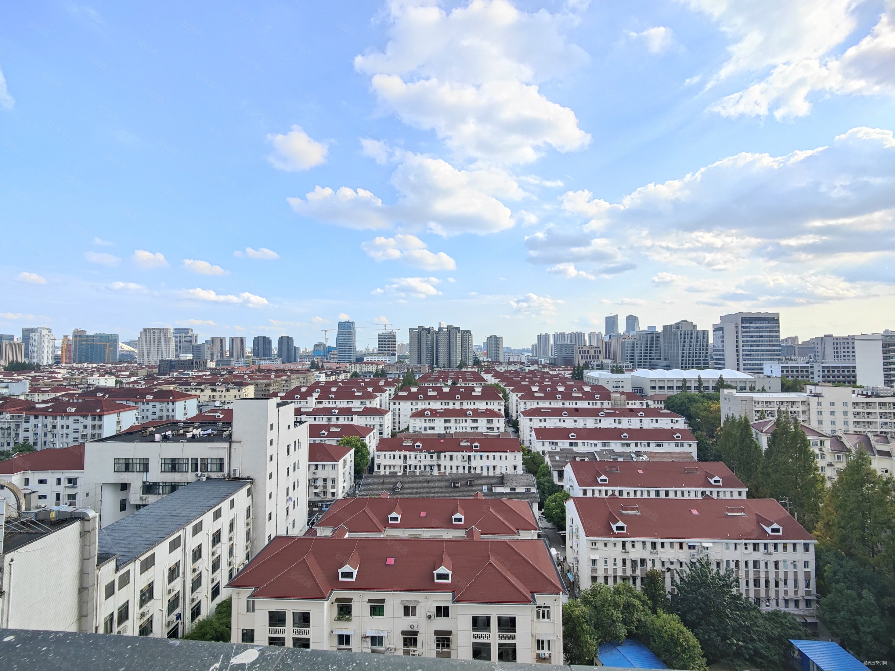 三航大厦1室1厅1卫54.31㎡南北445万