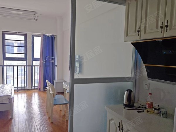 马鞍山雨山华润苏果橙果公寓要租房的来找我.