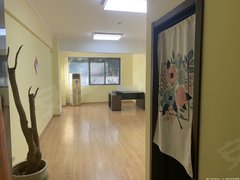 镇江润州镇江万达南山华庭 精装修 一室一厅一卫 领包入住出租房源真实图片