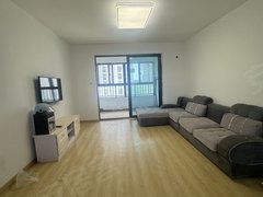 蚌埠蚌山新城区二中旁江淮石榴院子,四室两厅,拎包入住,随时看房出租房源真实图片