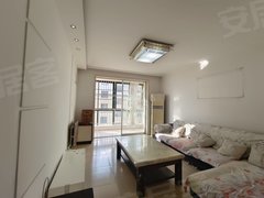 昌乐昌乐城区体育公园中庭景苑多层四楼，采光好，干净整洁领包入住。出租房源真实图片