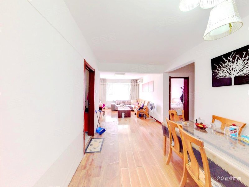 地铁三号线两居满二中间楼层精装现房看房方便,太化和平苑小区二手房